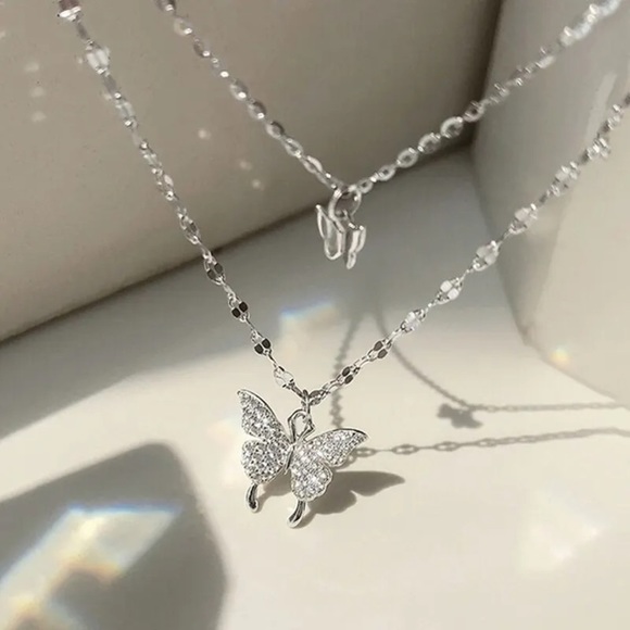 Butterfly Double Layer Pendant Necklace - Picture 1 of 5